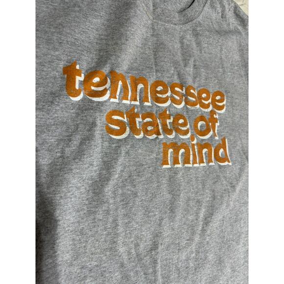 2 UNIVERSITY TENNESSEE VOLUNTEERS VOLS Tee T-shirt SIZE XL GRAY SHORT SLEEVE UT - Picture 6 of 7